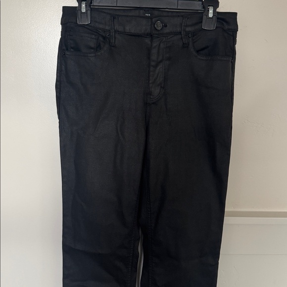 White House Black Market Black Bootcut Pants High Rise Stretchy Comfy Size 6 EUC - Picture 3 of 12